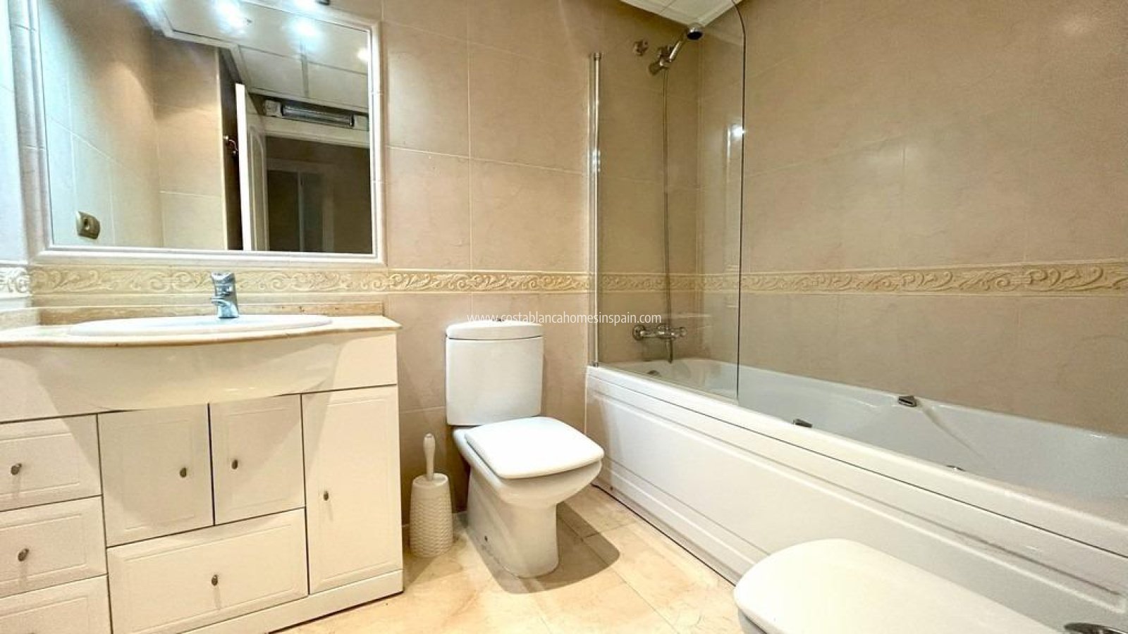 Resale - Apartment - Orihuela Costa - Aguamarina