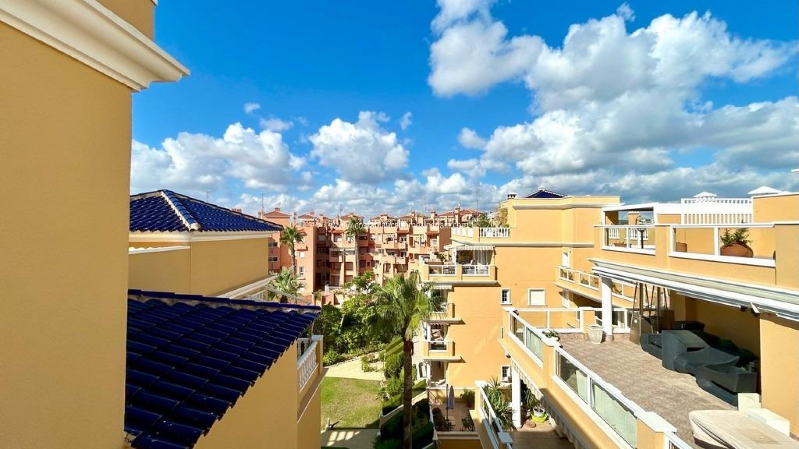 Resale - Apartment - Orihuela Costa - Aguamarina
