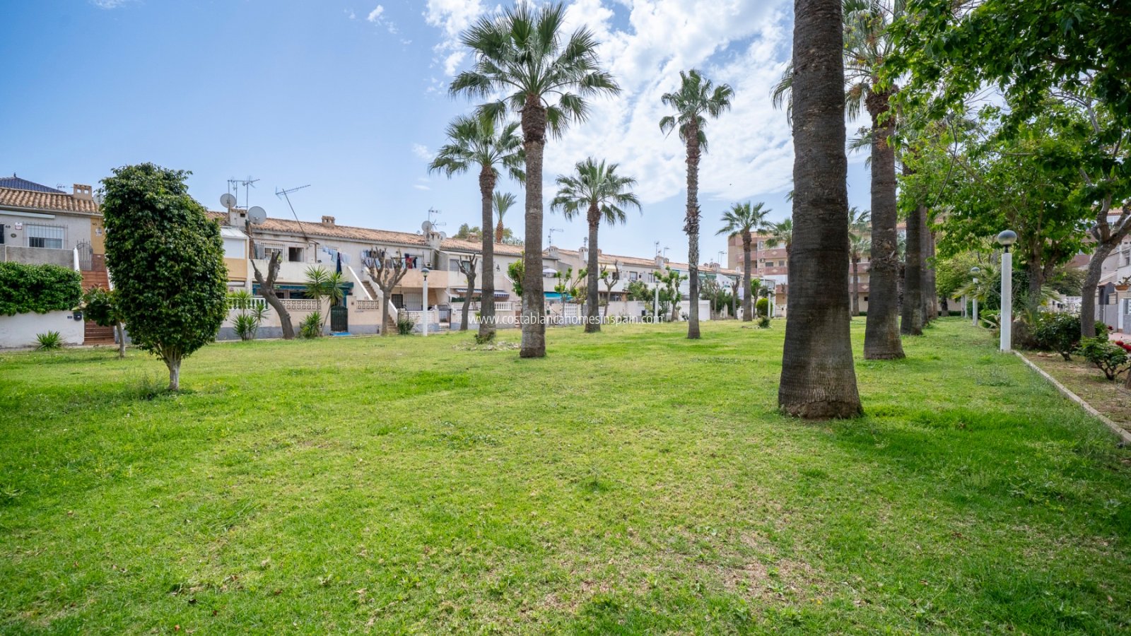 Resale - Apartment - Orihuela Costa - Cabo Roig