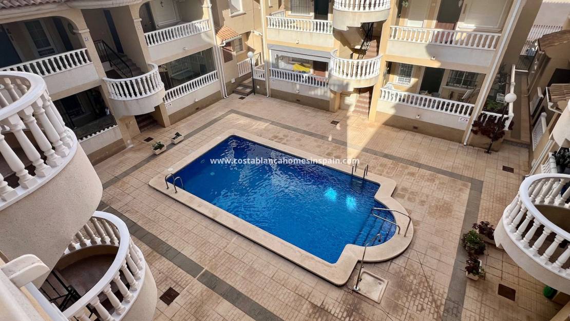 Resale - Apartment - Orihuela Costa - La Florida