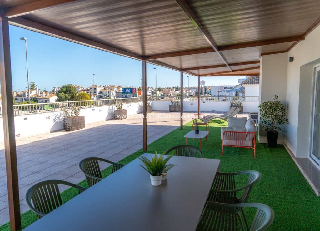 Resale - Apartment - Orihuela Costa - La Zenia
