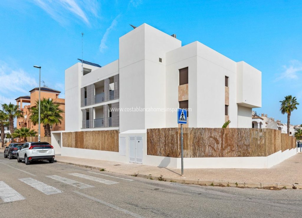 Resale - Apartment - Orihuela Costa - PAU 8