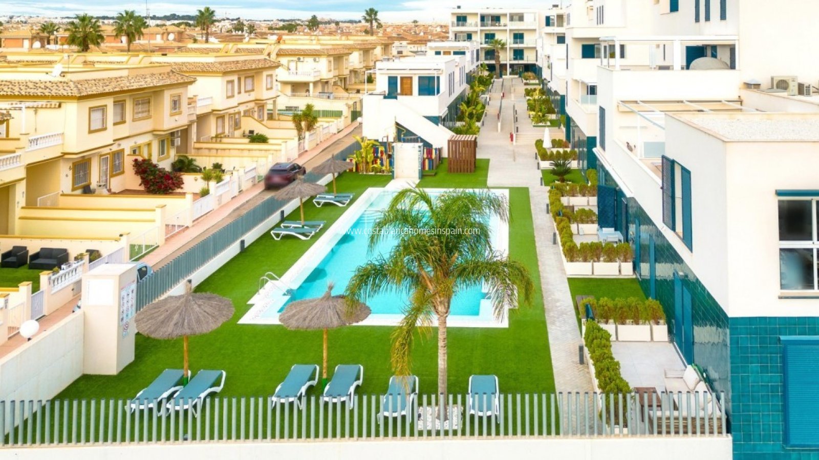Resale - Apartment - Orihuela Costa - Playa Flamenca