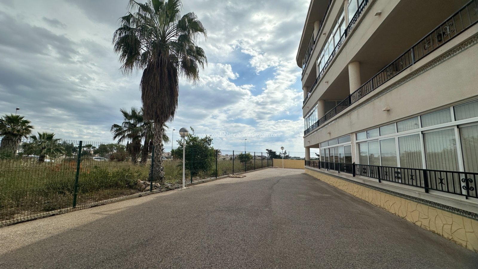 Resale - Apartment - Orihuela Costa - Playa Flamenca