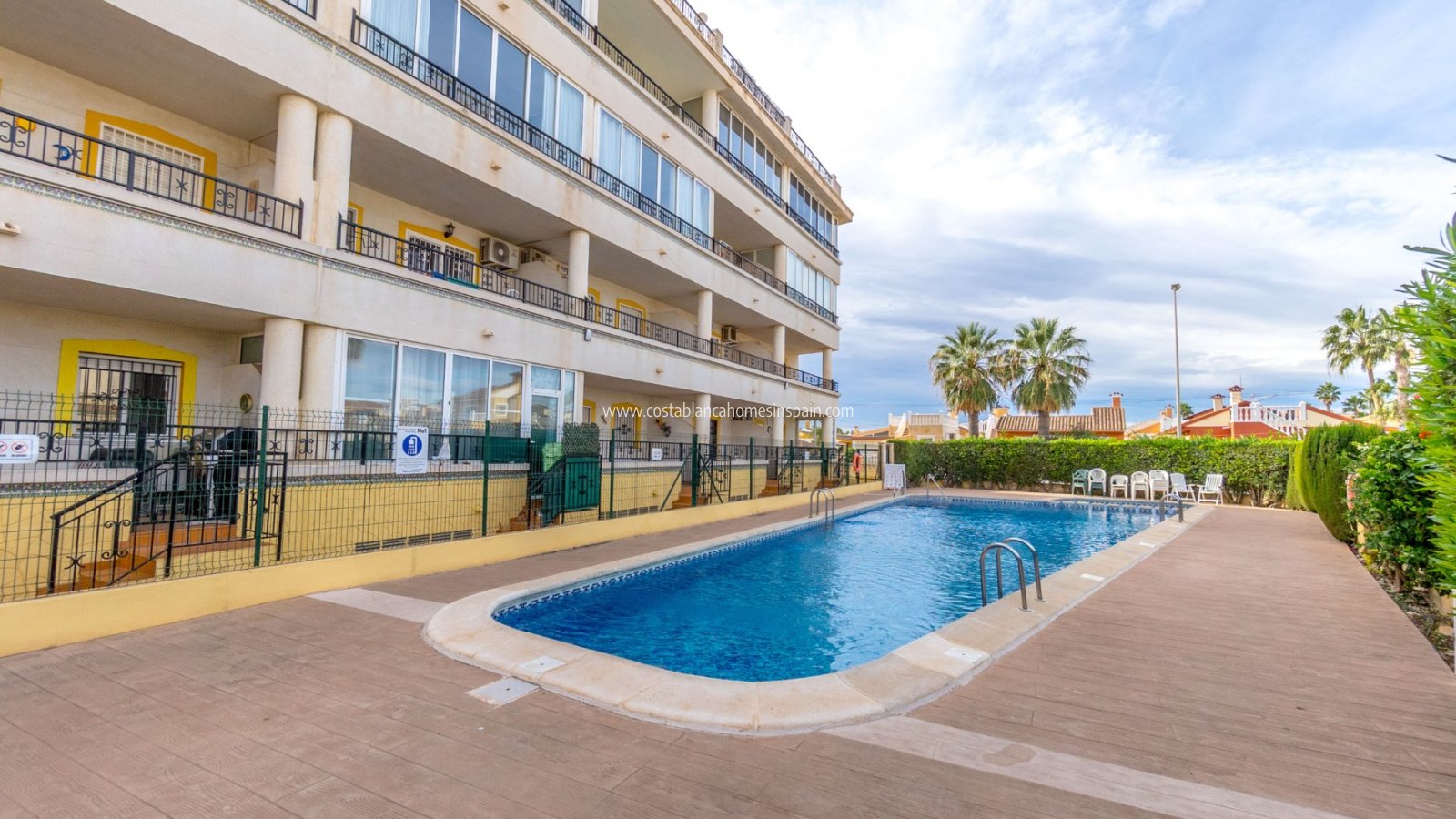 Resale - Apartment - Orihuela Costa - Playa Flamenca