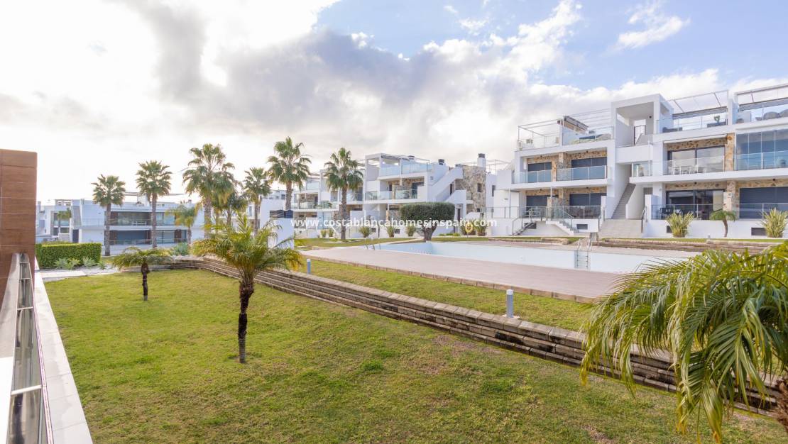 Resale - Apartment - Orihuela Costa - Punta Prima