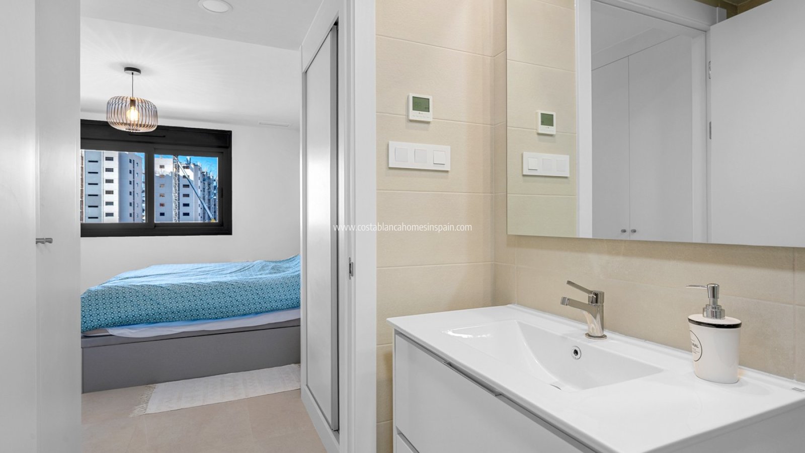 Resale - Apartment - Orihuela Costa - Punta Prima