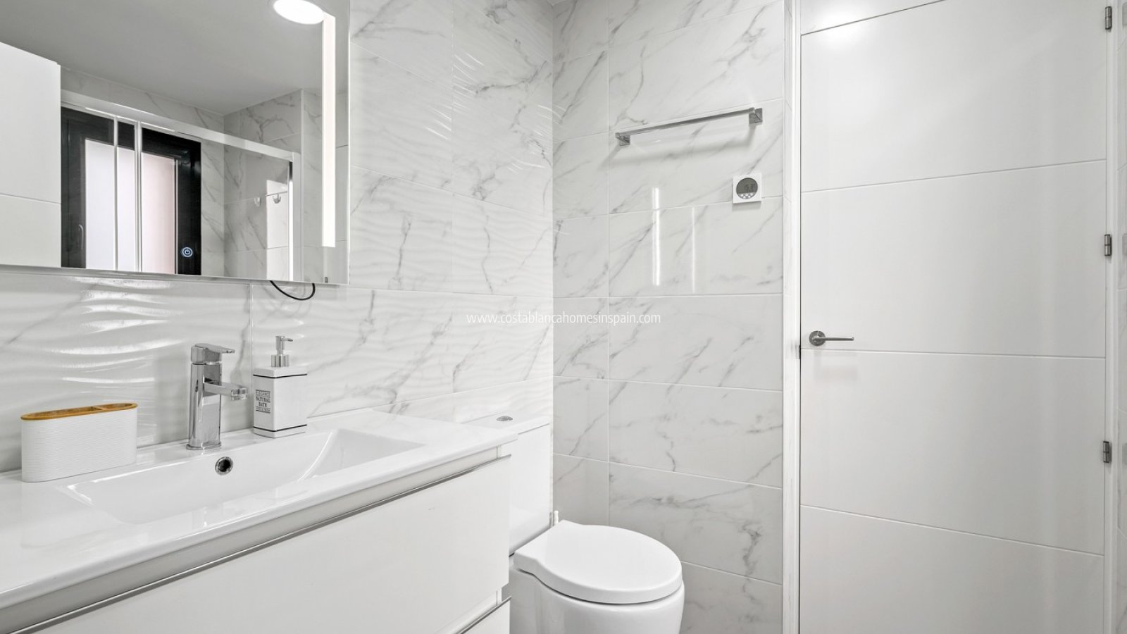 Resale - Apartment - Orihuela Costa - Villamartín