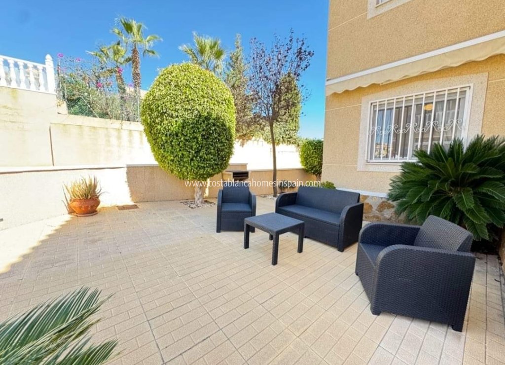 Resale - Apartment - Orihuela Costa - Villamartin