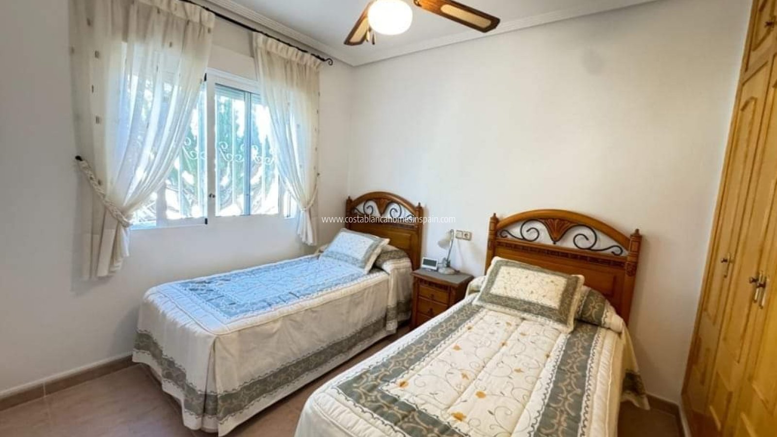 Resale - Apartment - Orihuela Costa - Villamartin