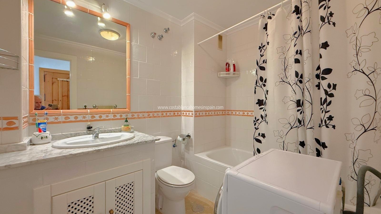 Resale - Apartment - Orihuela Costa - Villamartin