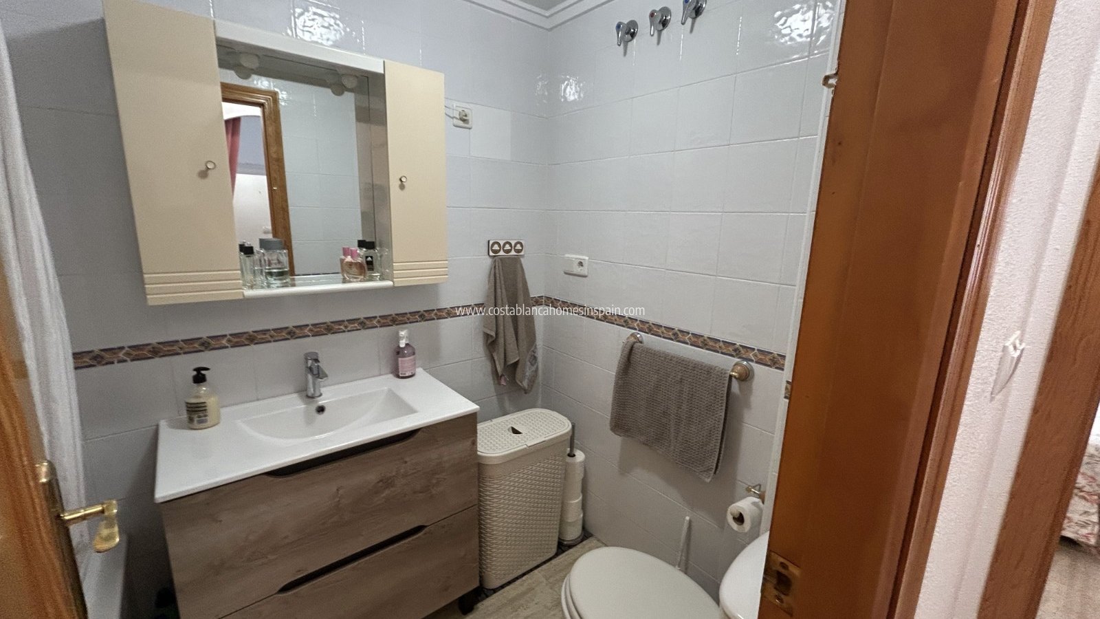 Resale - Apartment - Orihuela Costa - Villamartin
