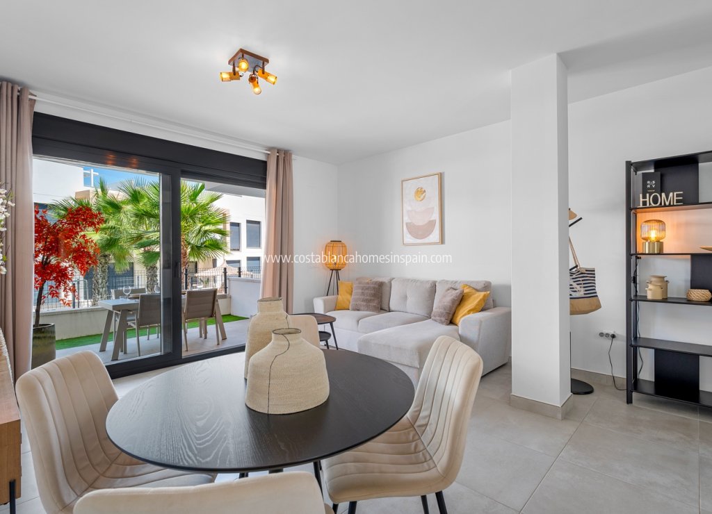 Resale - Apartment - Orihuela Costa - Villamartin
