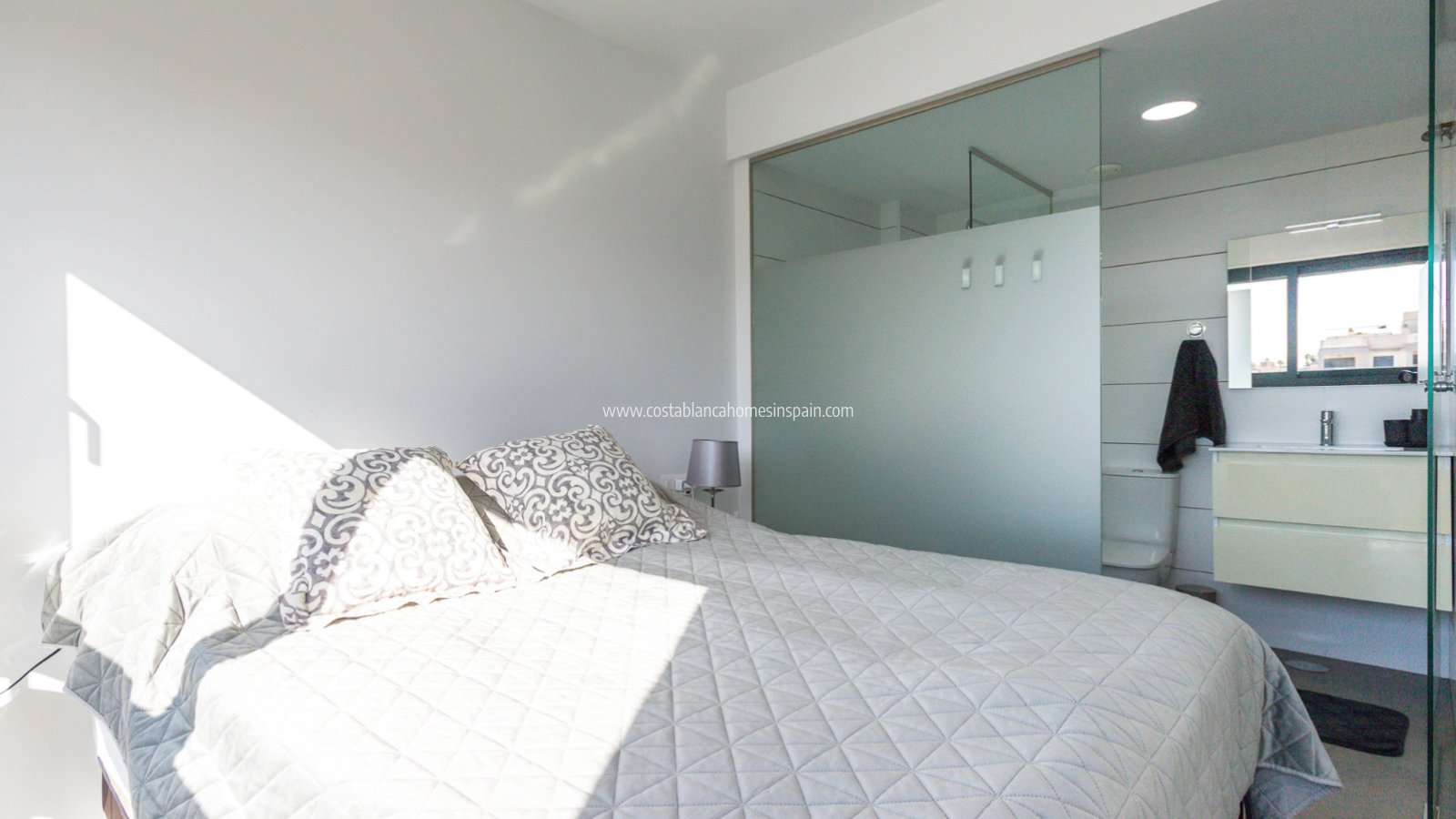 Resale - Apartment - Orihuela Costa - Villamartin