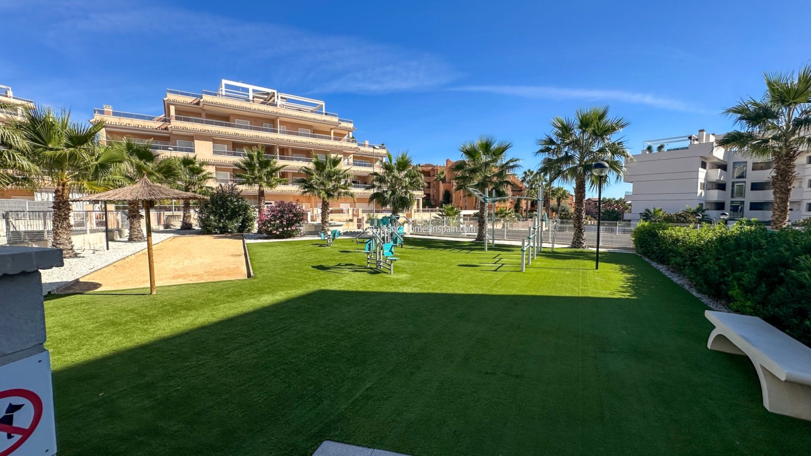 Resale - Apartment - Orihuela - Villamartin