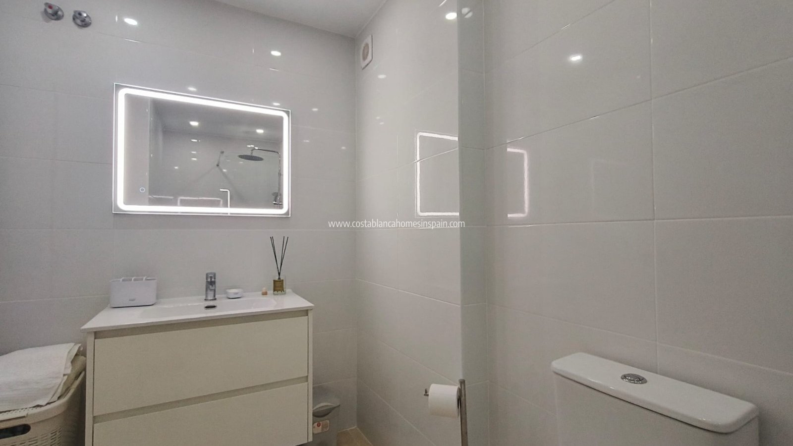 Resale - Apartment - Playa Flamenca - Costa Blanca South