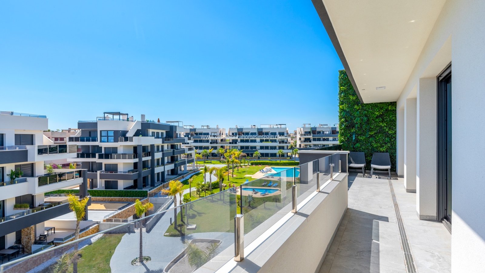 Resale - Apartment - Playa Flamenca - Costa Blanca