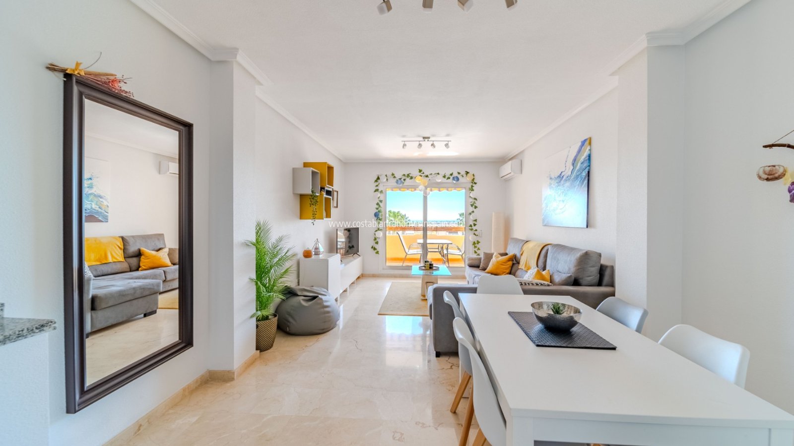 Resale - Apartment - Playa Flamenca - Orihuela Costa