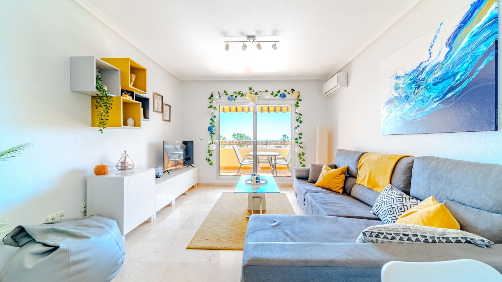 Resale - Apartment - Playa Flamenca - Orihuela Costa