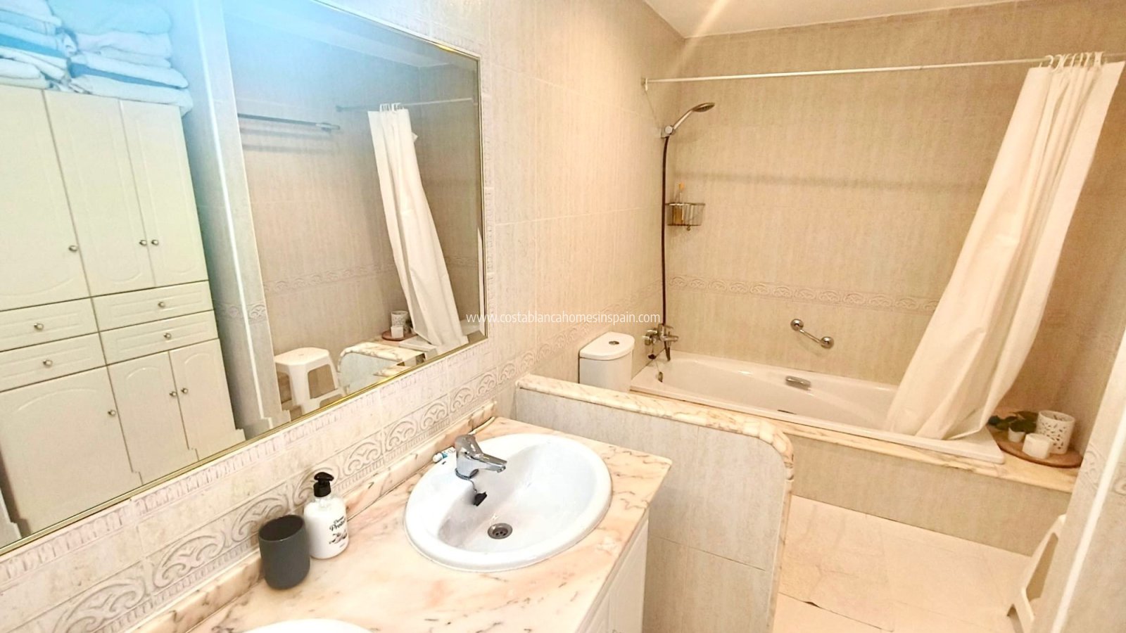 Resale - Apartment - Playa Flamenca - Orihuela Costa