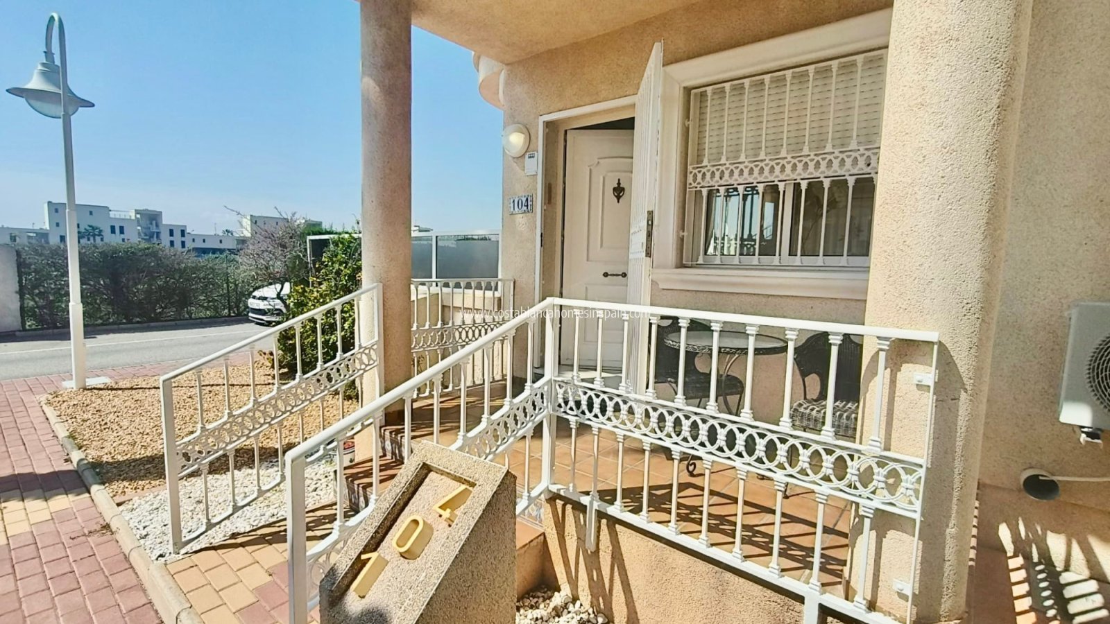 Resale - Apartment - Playa Flamenca - Orihuela Costa