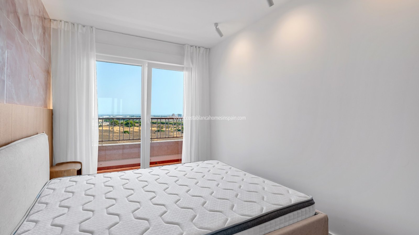 Resale - Apartment - Punta Prima