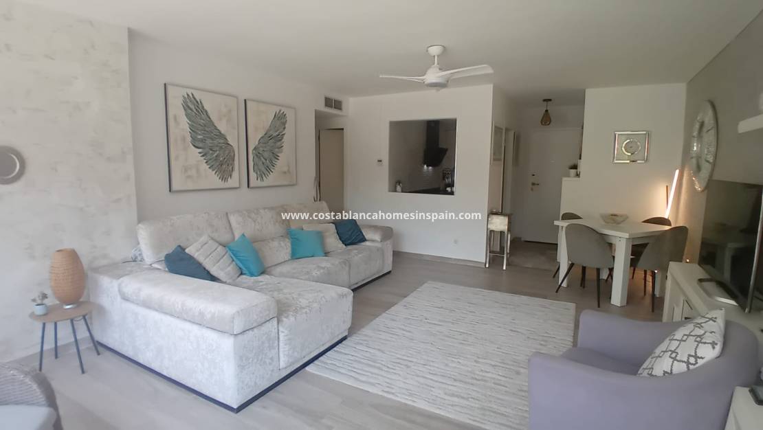 Resale - Apartment - Punta Prima