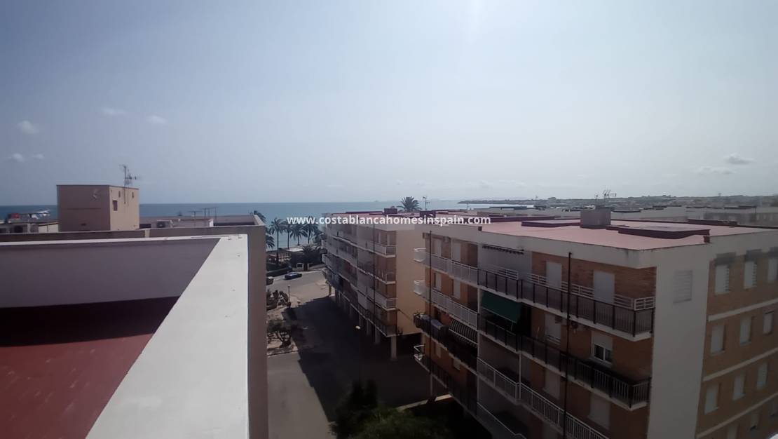 Resale - Apartment - Punta Prima