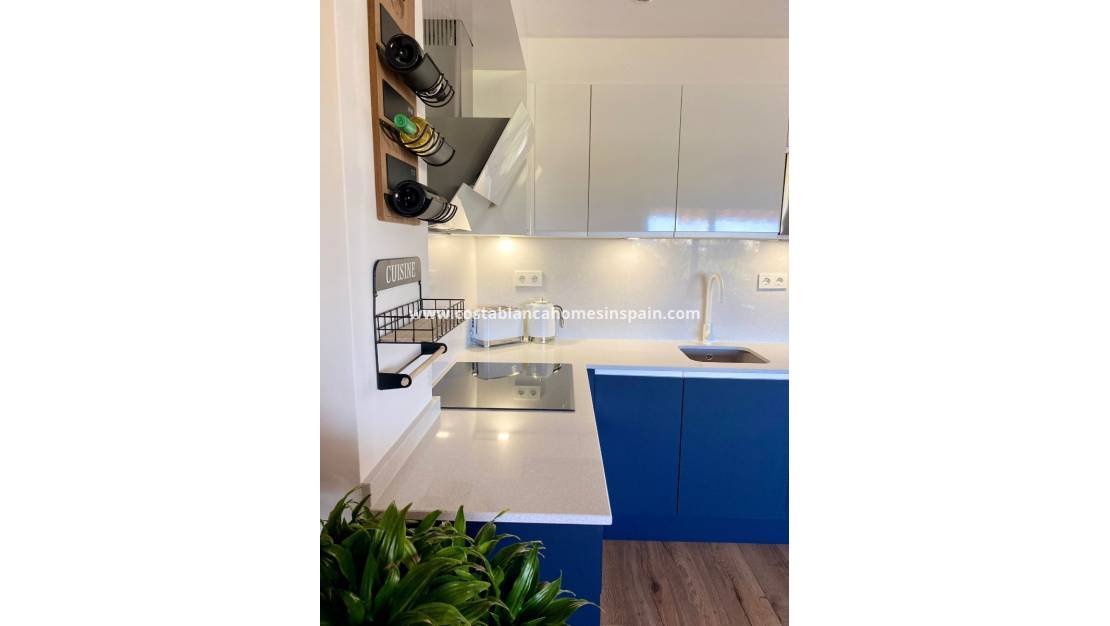 Resale - Apartment - Punta Prima