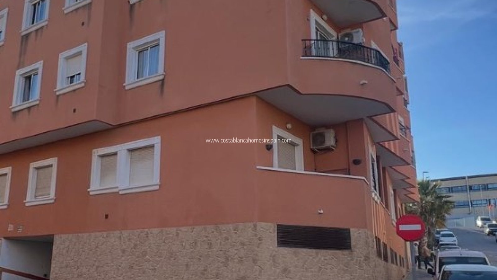 Resale - Apartment - San Miguel de Salinas - CENTRO URBANO