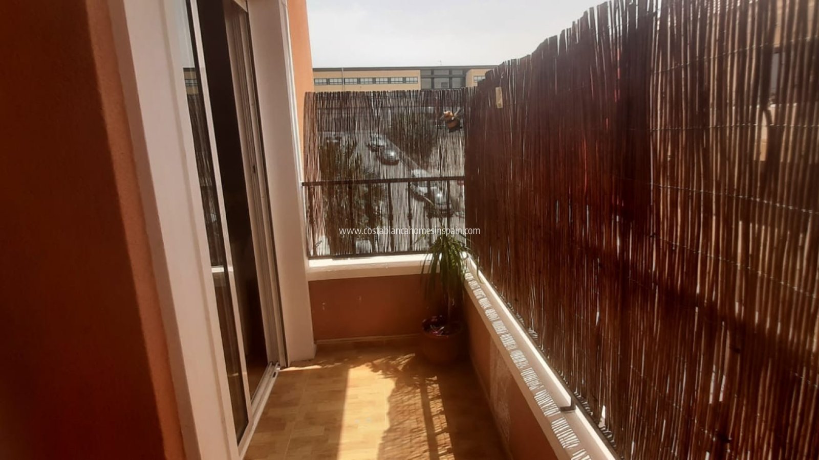 Resale - Apartment - San Miguel de Salinas - CENTRO URBANO