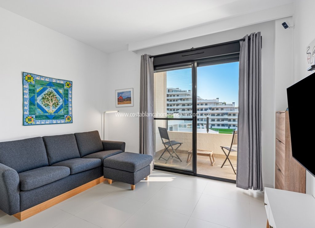 Resale - Apartment - San Miguel de Salinas - San Miguel