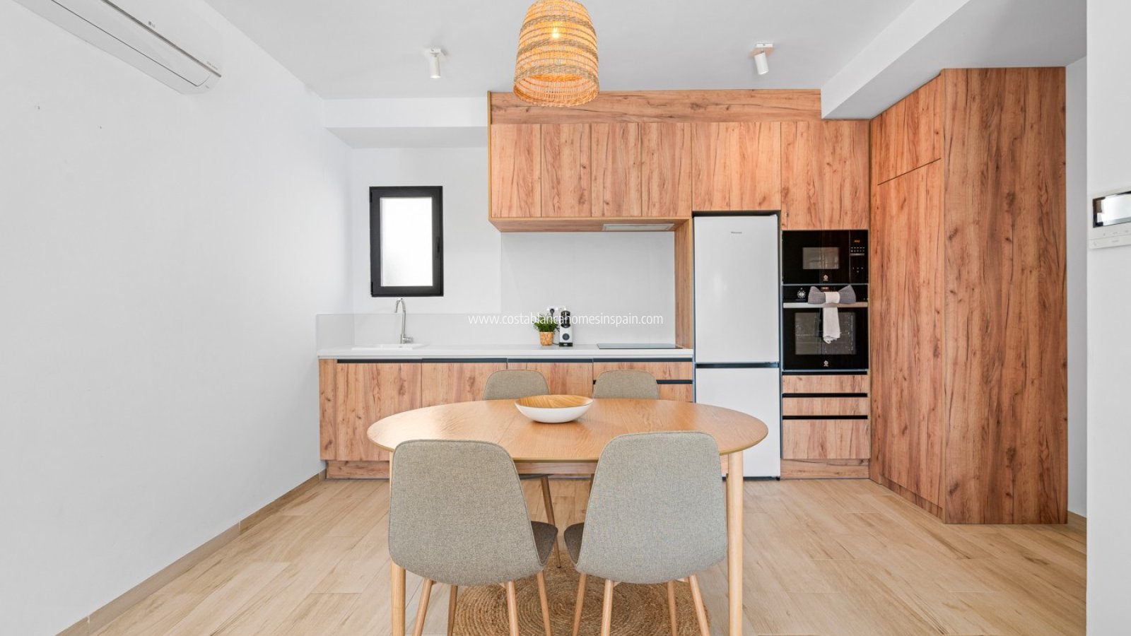 Resale - Apartment - San Miguel de Salinas - San Miguel