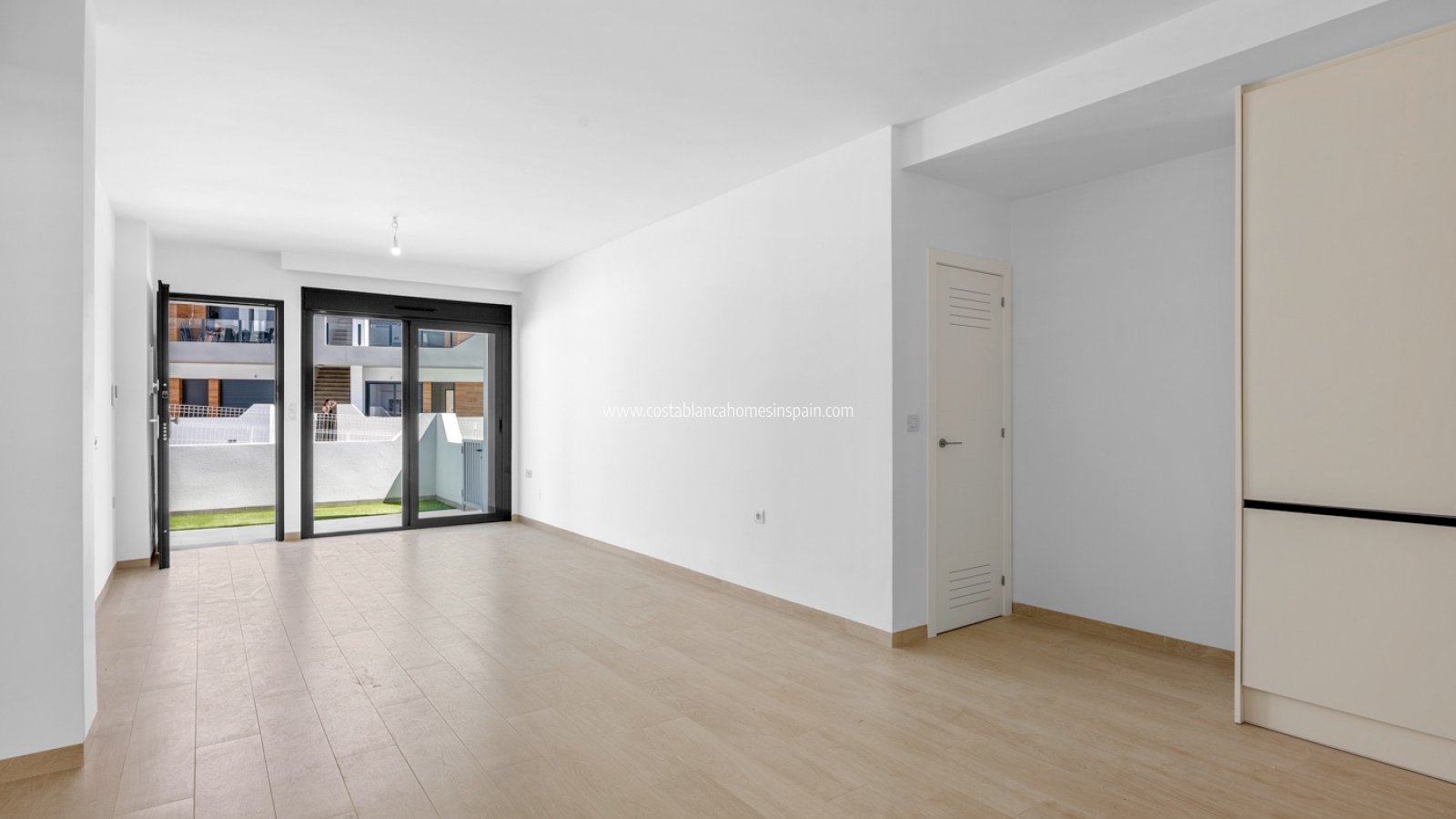 Resale - Apartment - San Miguel de Salinas - San Miguel