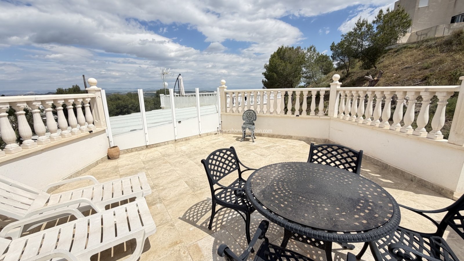 Resale - Apartment - San Miguel de Salinas