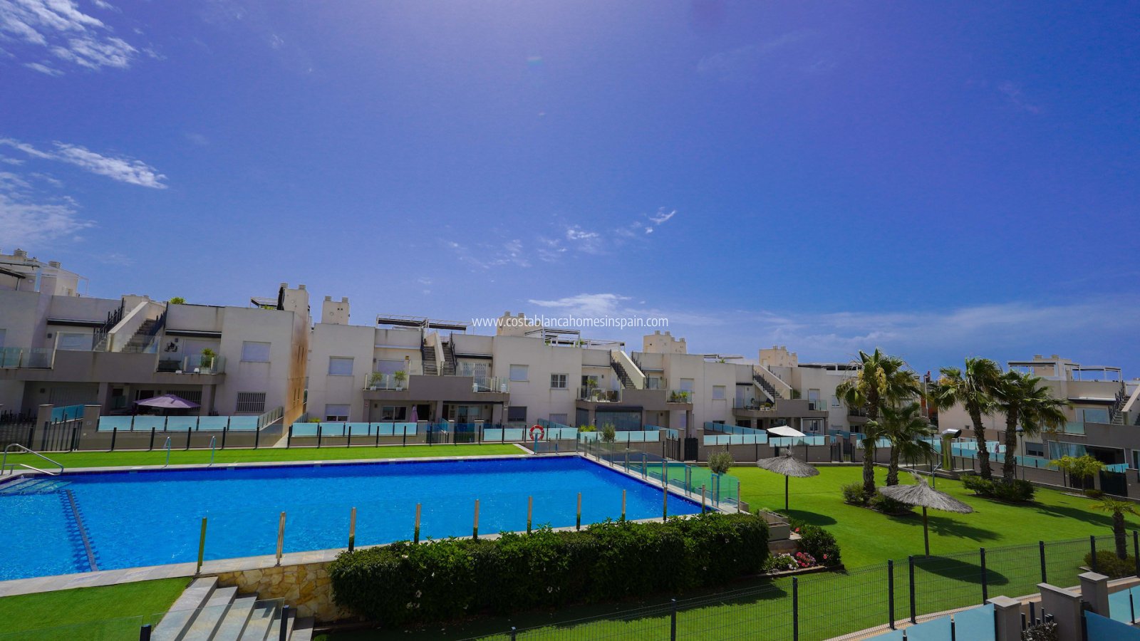 Resale - Apartment - Torrevieja - Aguas Nuevas