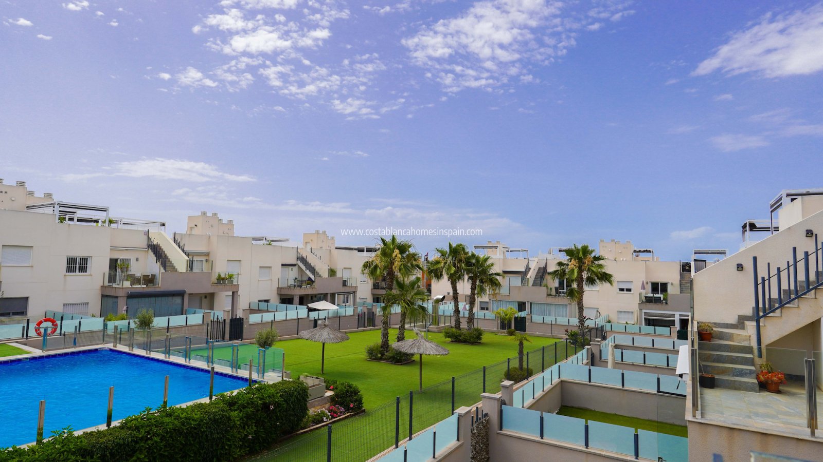 Resale - Apartment - Torrevieja - Aguas Nuevas