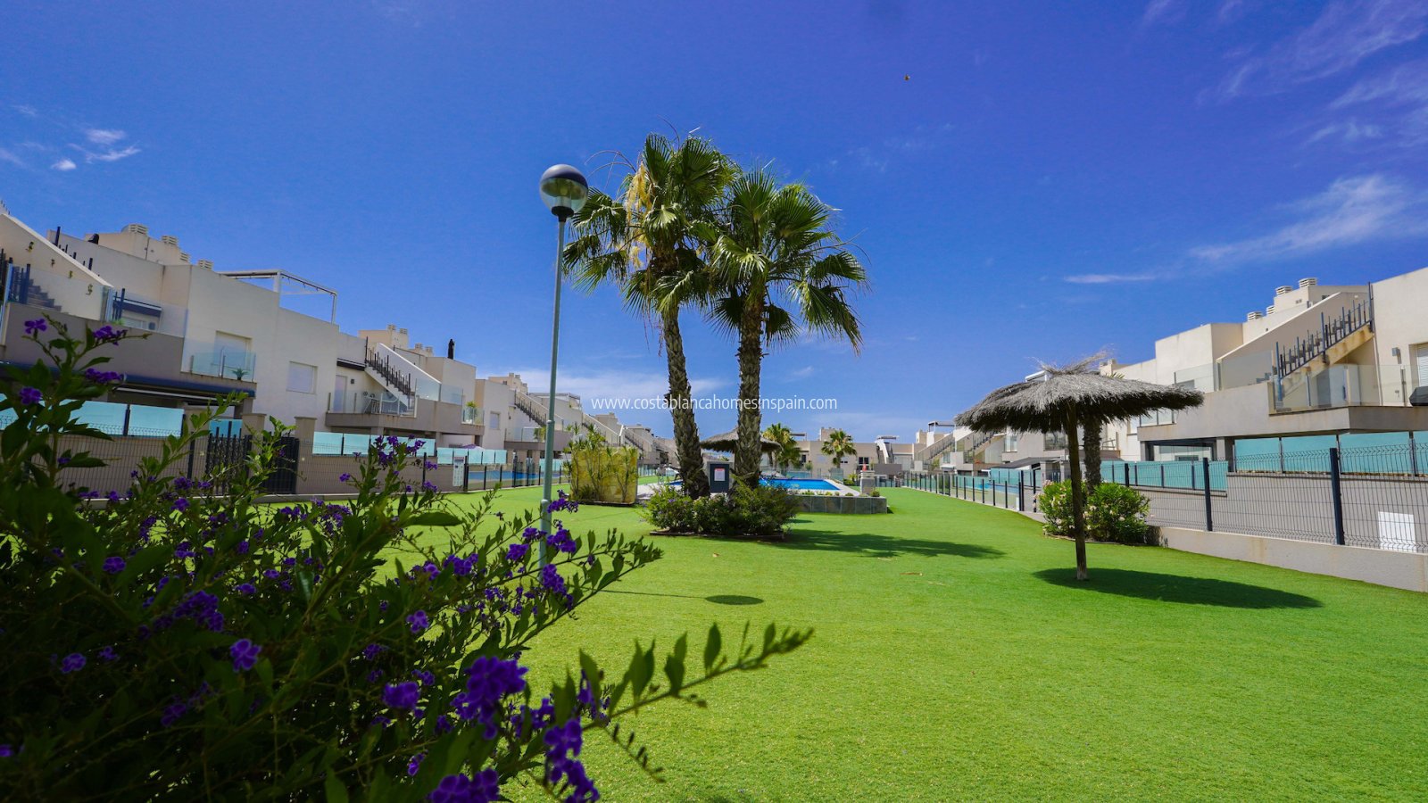 Resale - Apartment - Torrevieja - Aguas Nuevas