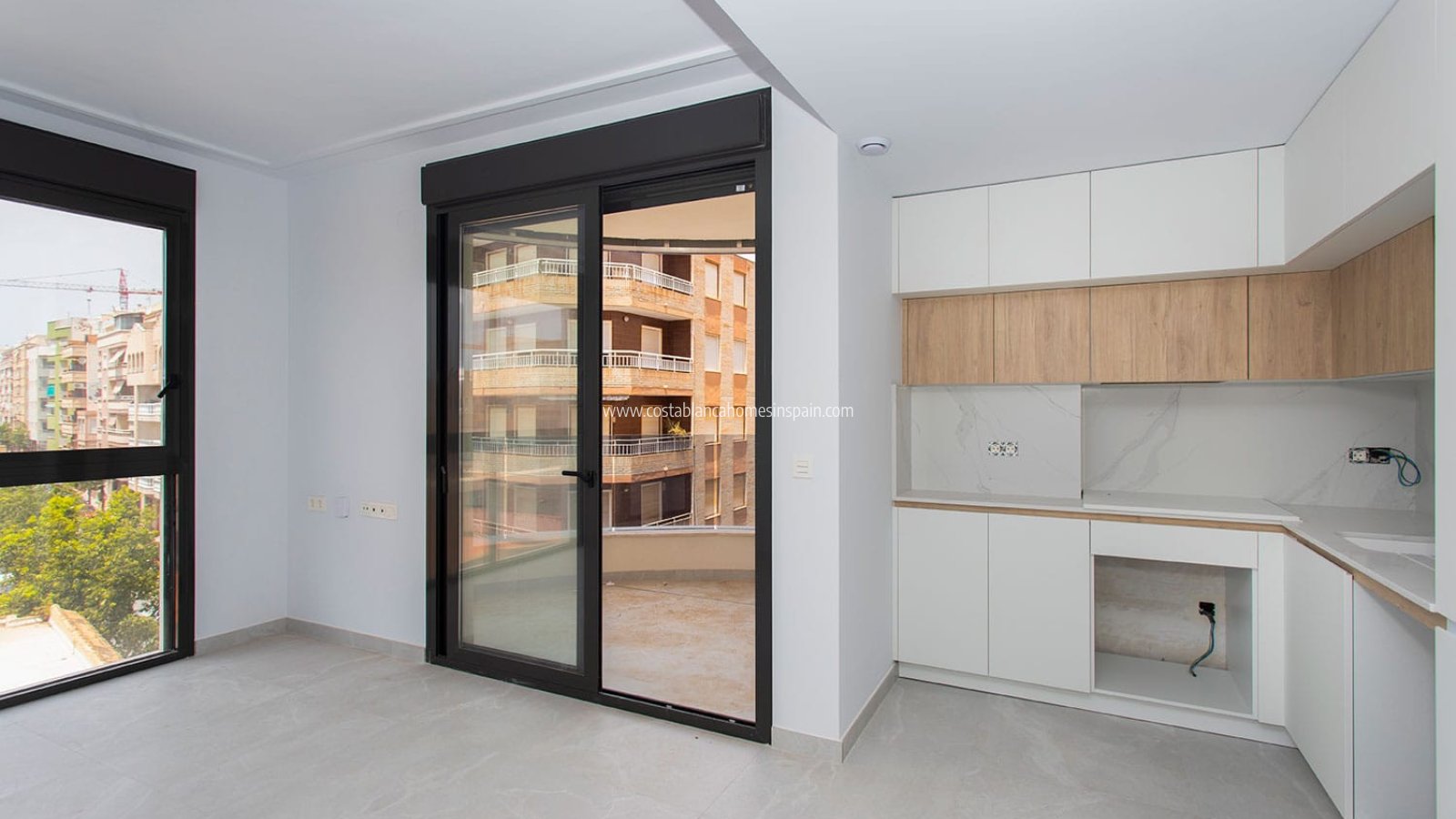 Resale - Apartment - Torrevieja - Beach