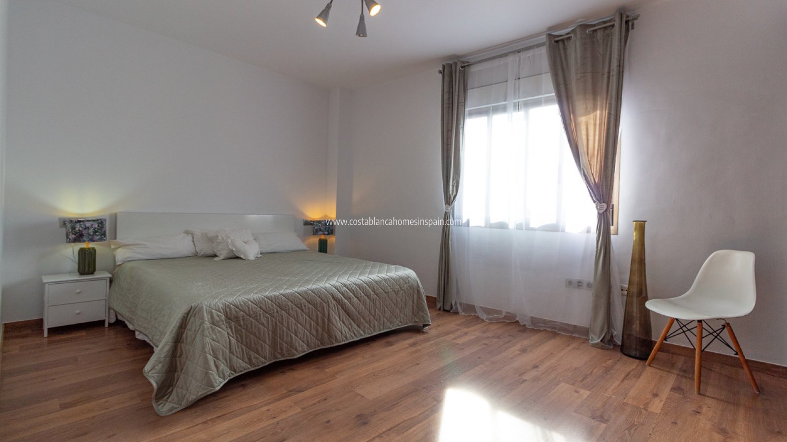 Resale - Apartment - Torrevieja - Beach