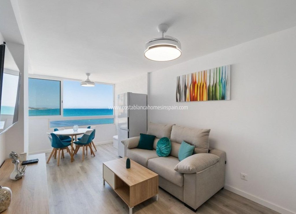 Resale - Apartment - Torrevieja - Cabo cervera