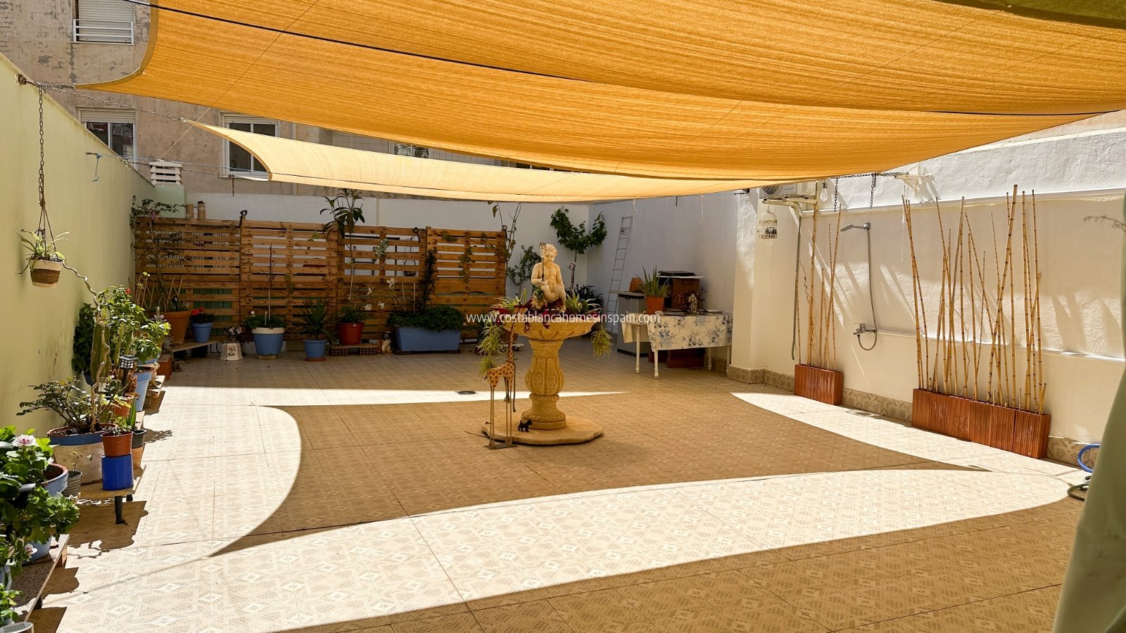 Resale - Apartment - Torrevieja - Centro