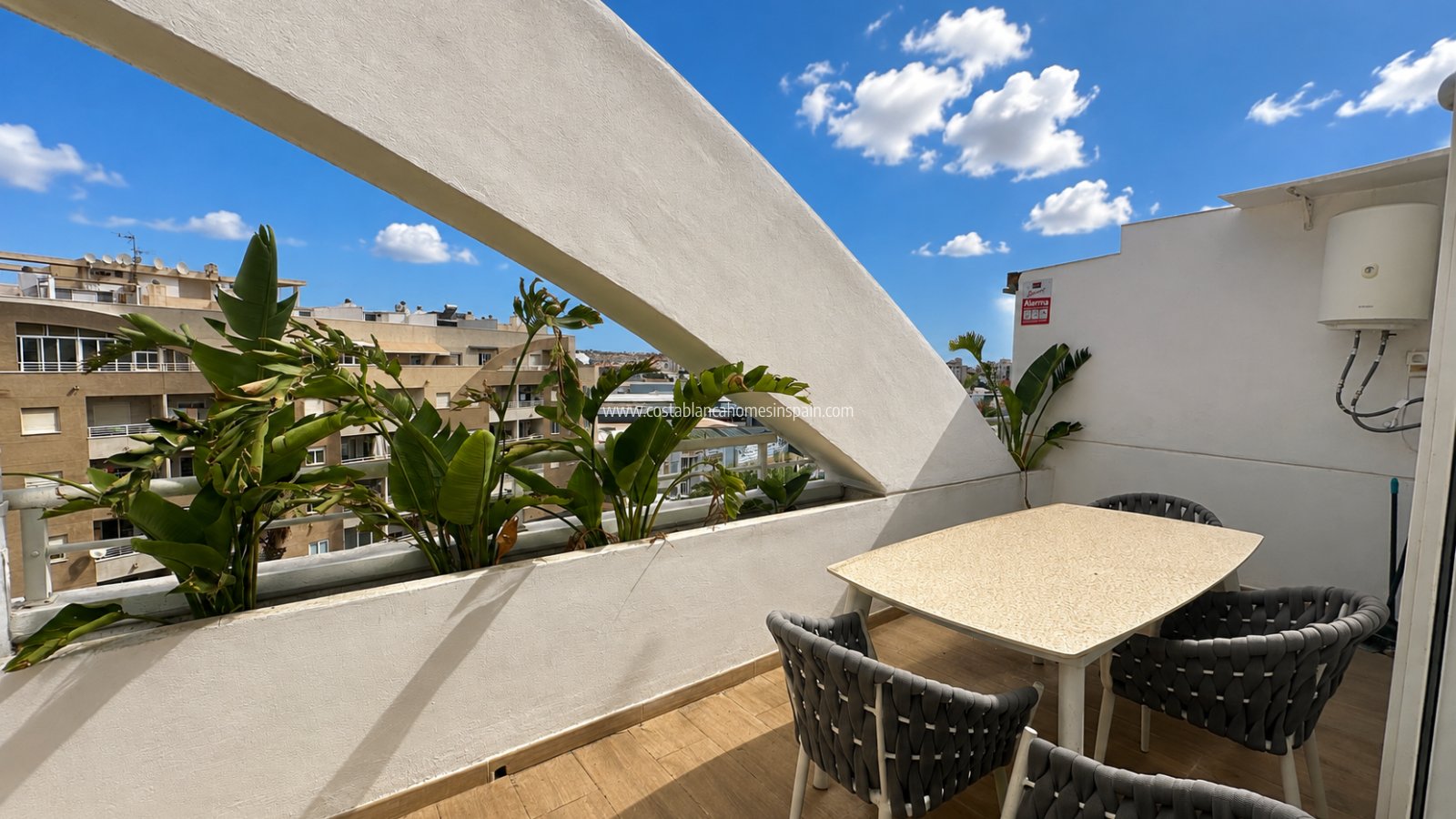 Resale - Apartment - Torrevieja - Centro