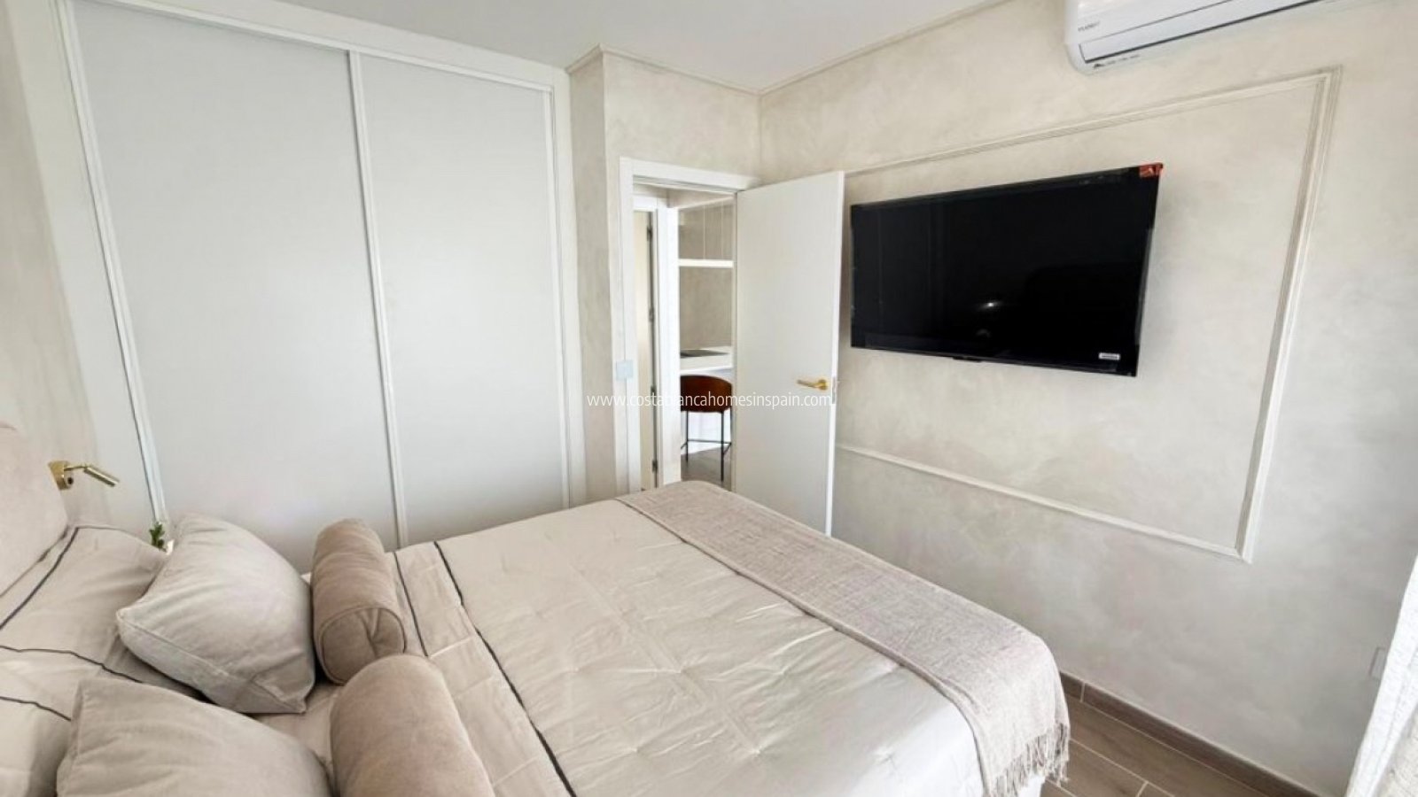 Resale - Apartment - Torrevieja - Centro