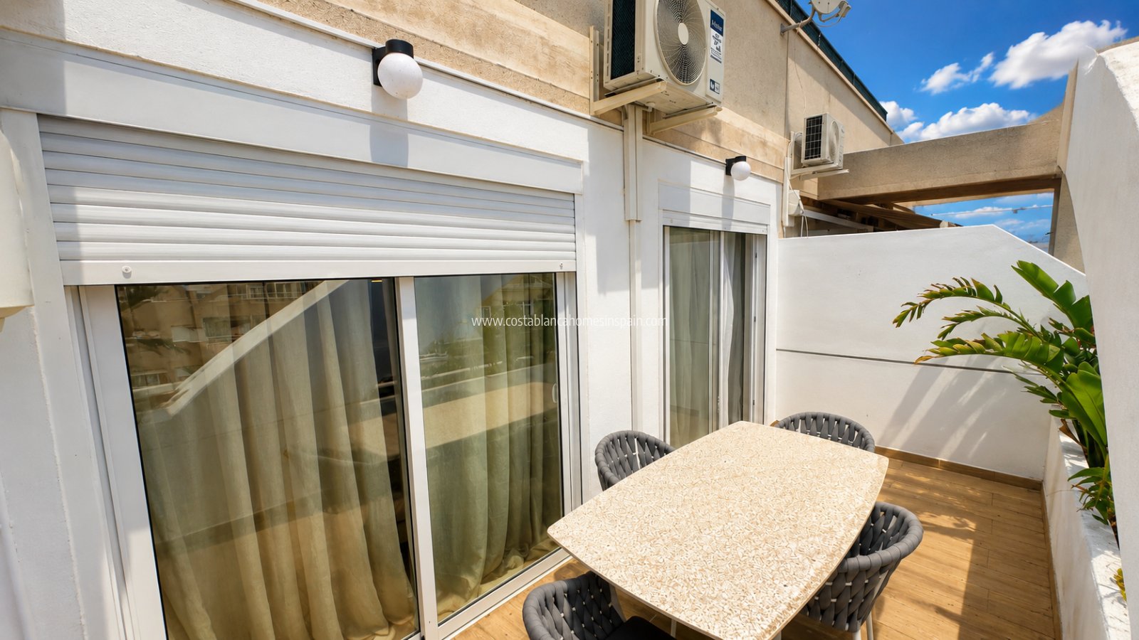 Resale - Apartment - Torrevieja - Centro
