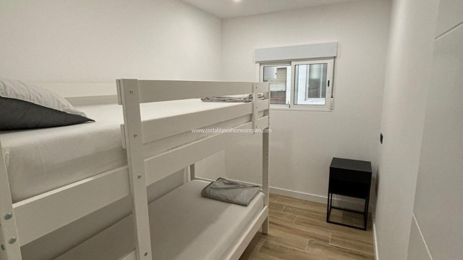 Resale - Apartment - Torrevieja - Centro