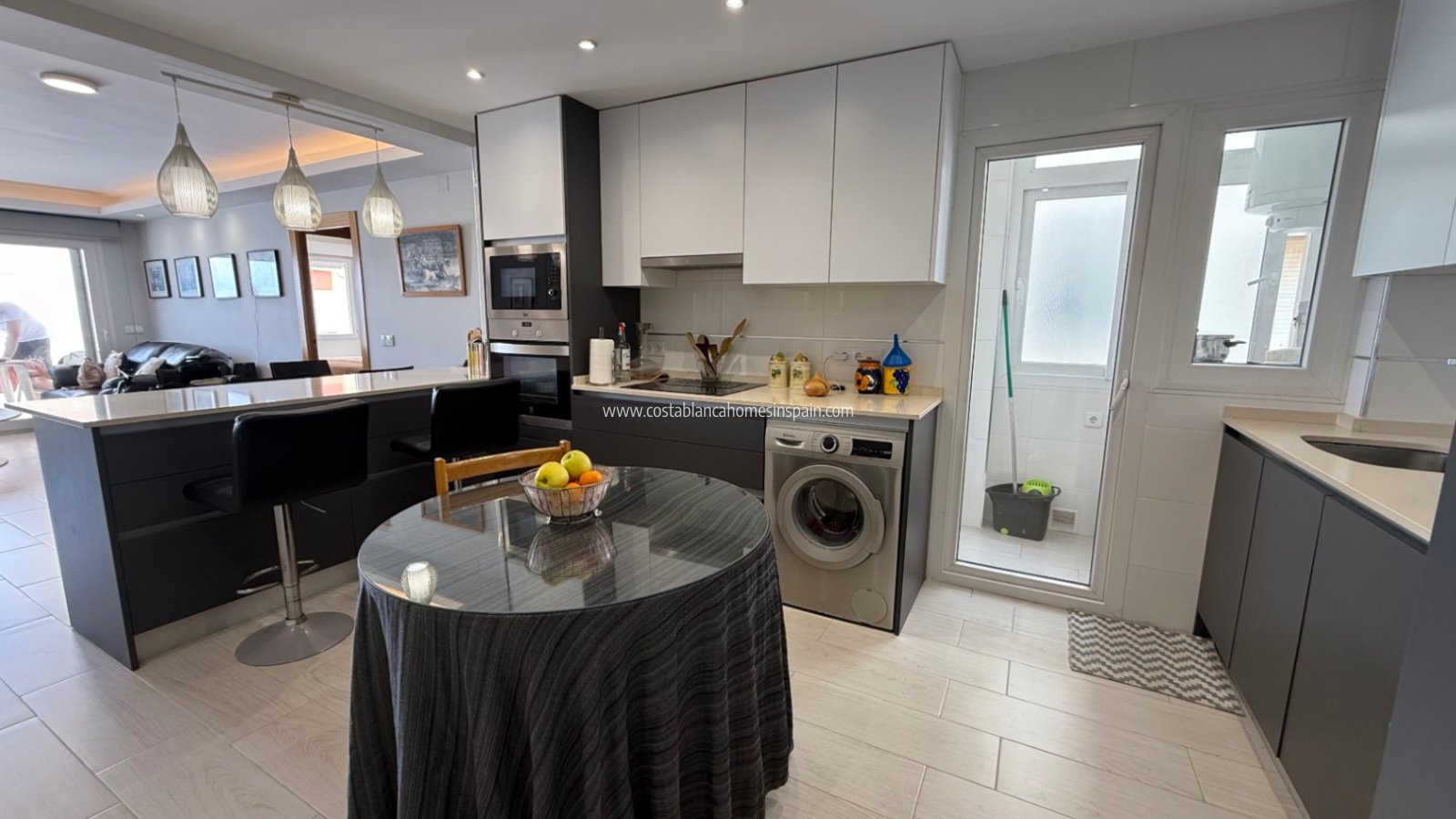 Resale - Apartment - Torrevieja - Costa Blanca Sur