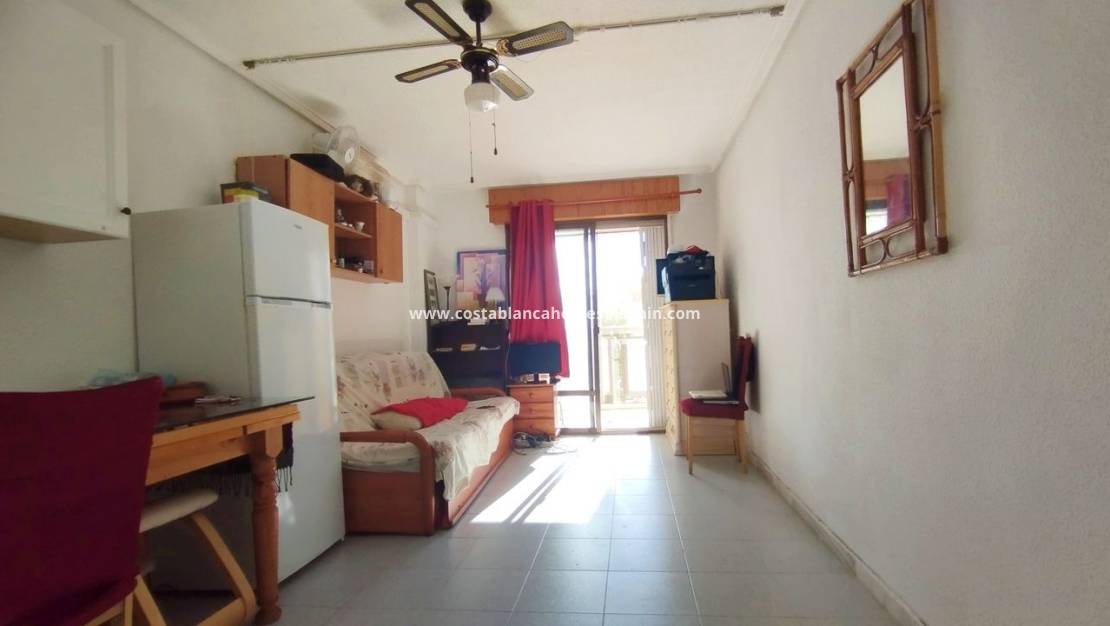 Resale - Apartment - Torrevieja - El chaparral