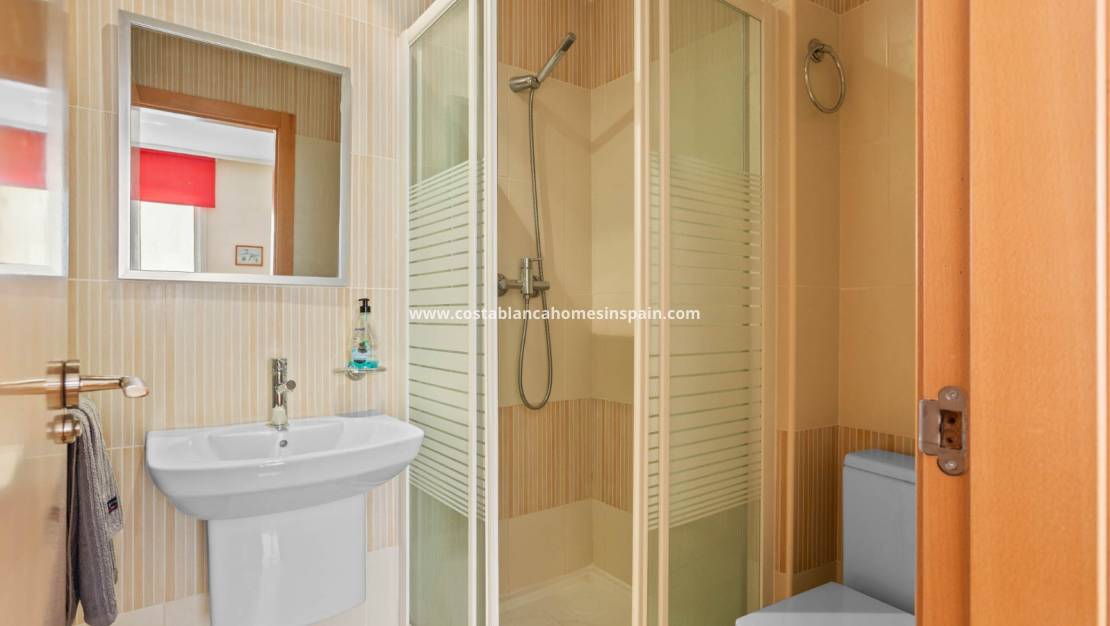 Resale - Apartment - Torrevieja - El molino