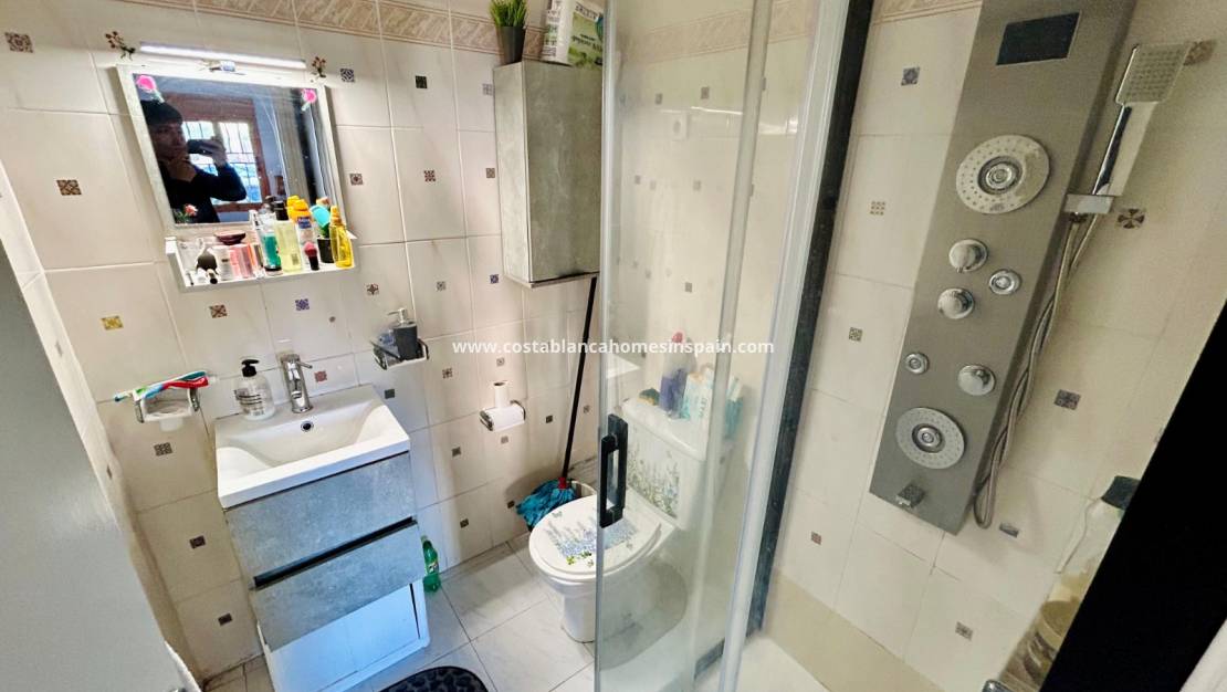 Resale - Apartment - Torrevieja - La Mata